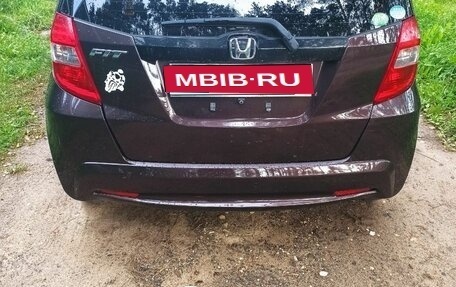 Honda Fit III, 2012 год, 1 070 000 рублей, 1 фотография