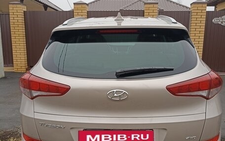 Hyundai Tucson III, 2018 год, 2 400 000 рублей, 13 фотография