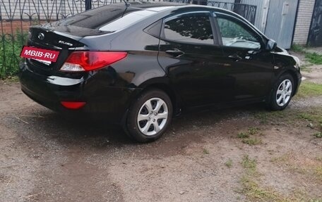 Hyundai Solaris II рестайлинг, 2013 год, 680 000 рублей, 3 фотография