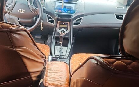 Hyundai Avante, 2011 год, 949 000 рублей, 5 фотография