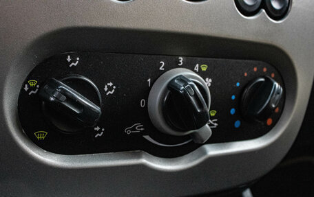 Renault Logan I, 2011 год, 489 000 рублей, 13 фотография