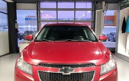 Chevrolet Cruze II, 2011 год, 670 000 рублей, 3 фотография