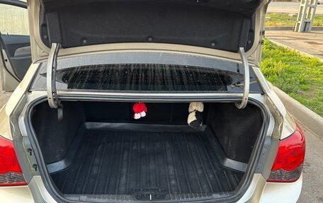 Chevrolet Cruze II, 2010 год, 590 000 рублей, 11 фотография