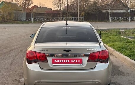 Chevrolet Cruze II, 2010 год, 590 000 рублей, 7 фотография