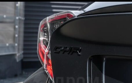 Toyota C-HR I рестайлинг, 2017 год, 1 750 000 рублей, 6 фотография