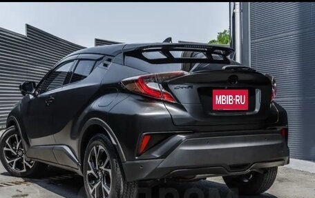 Toyota C-HR I рестайлинг, 2017 год, 1 750 000 рублей, 3 фотография