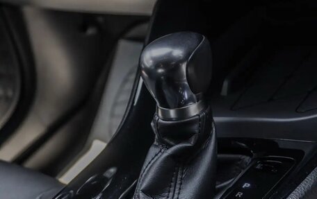 Toyota C-HR I рестайлинг, 2017 год, 1 750 000 рублей, 10 фотография