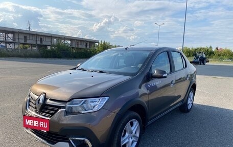 Renault Logan II, 2019 год, 1 050 000 рублей, 2 фотография