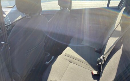 Renault Logan II, 2019 год, 1 050 000 рублей, 13 фотография