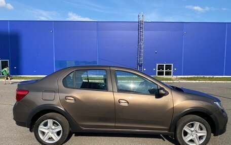 Renault Logan II, 2019 год, 1 050 000 рублей, 7 фотография