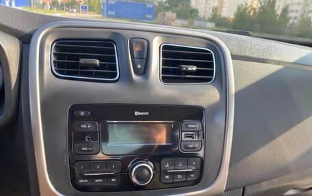 Renault Logan II, 2019 год, 1 050 000 рублей, 26 фотография