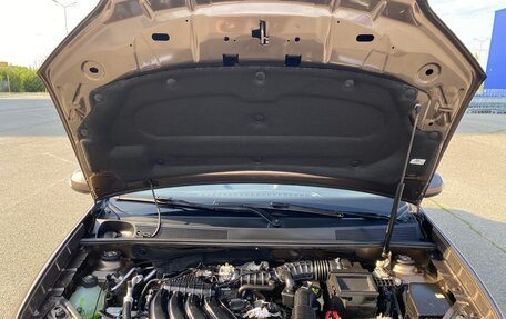 Renault Logan II, 2019 год, 1 050 000 рублей, 36 фотография