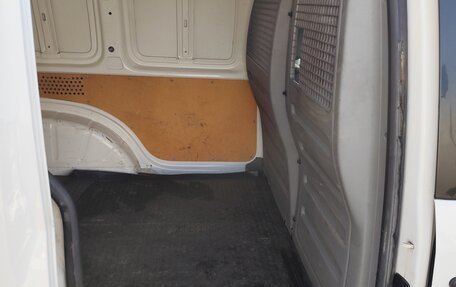 Volkswagen Caddy III рестайлинг, 2004 год, 650 000 рублей, 5 фотография