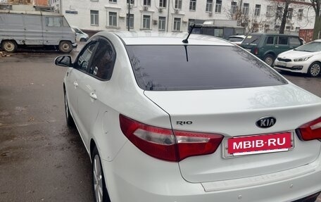 KIA Rio III рестайлинг, 2013 год, 930 000 рублей, 7 фотография