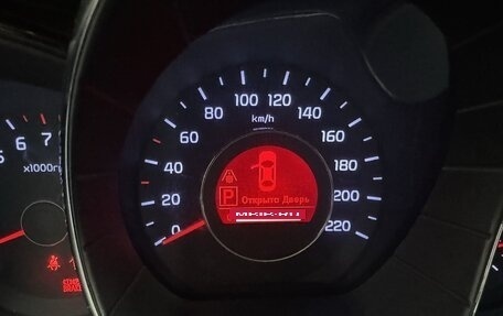 KIA Rio III рестайлинг, 2013 год, 930 000 рублей, 23 фотография