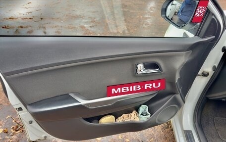 KIA Rio III рестайлинг, 2013 год, 930 000 рублей, 27 фотография