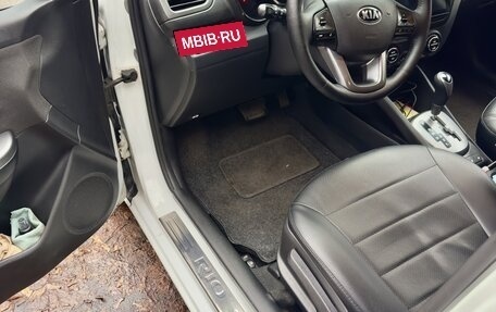 KIA Rio III рестайлинг, 2013 год, 930 000 рублей, 26 фотография