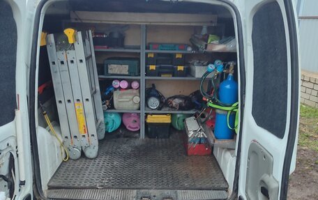 Renault Kangoo II рестайлинг, 2004 год, 380 000 рублей, 4 фотография