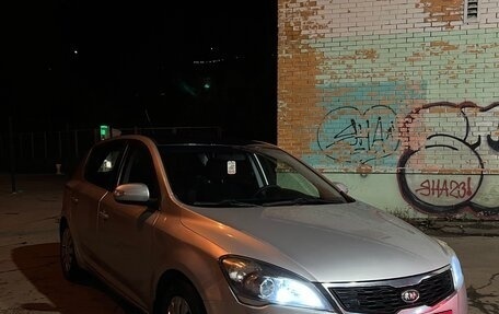 KIA cee'd I рестайлинг, 2011 год, 550 000 рублей, 3 фотография