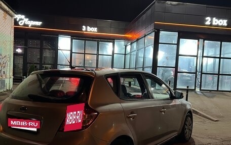 KIA cee'd I рестайлинг, 2011 год, 550 000 рублей, 4 фотография