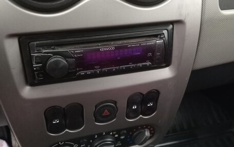 Renault Sandero I, 2012 год, 650 000 рублей, 2 фотография