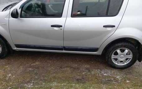 Renault Sandero I, 2012 год, 650 000 рублей, 6 фотография