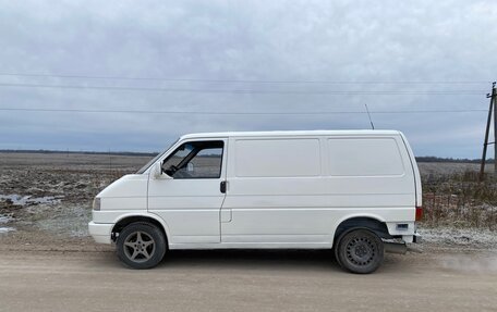Volkswagen Transporter T4, 1993 год, 450 000 рублей, 4 фотография