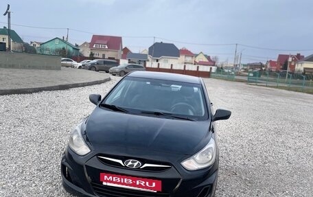 Hyundai Solaris II рестайлинг, 2013 год, 620 000 рублей, 4 фотография