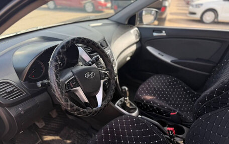 Hyundai Solaris II рестайлинг, 2013 год, 620 000 рублей, 28 фотография