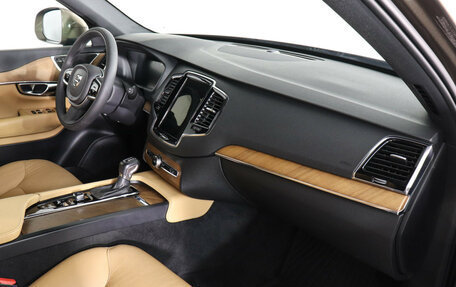 Volvo XC90 II рестайлинг, 2017 год, 3 977 000 рублей, 10 фотография