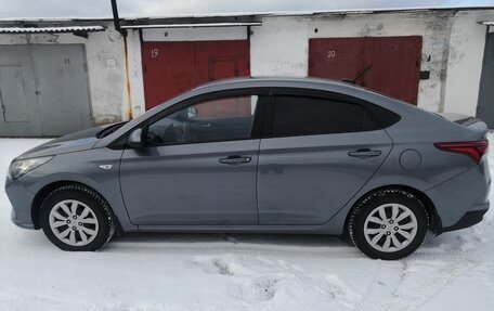 Hyundai Solaris II рестайлинг, 2020 год, 1 500 000 рублей, 1 фотография