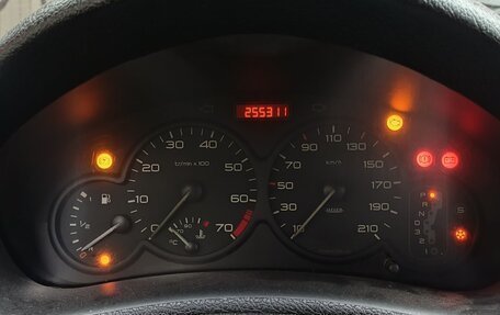 Peugeot 206, 2001 год, 200 000 рублей, 12 фотография