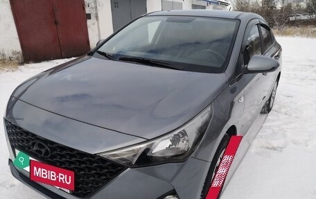 Hyundai Solaris II рестайлинг, 2020 год, 1 500 000 рублей, 10 фотография