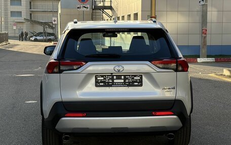 Toyota RAV4, 2025 год, 4 100 000 рублей, 6 фотография