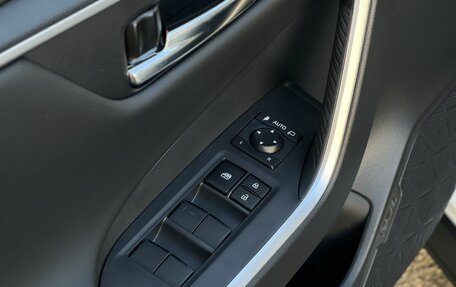 Toyota RAV4, 2025 год, 4 100 000 рублей, 14 фотография