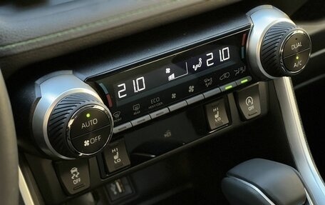 Toyota RAV4, 2025 год, 4 100 000 рублей, 22 фотография