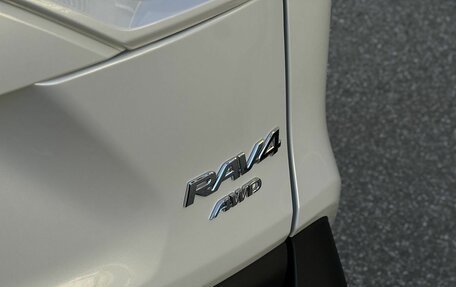 Toyota RAV4, 2025 год, 4 100 000 рублей, 30 фотография