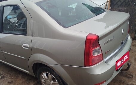 Renault Logan II, 2014 год, 560 000 рублей, 2 фотография