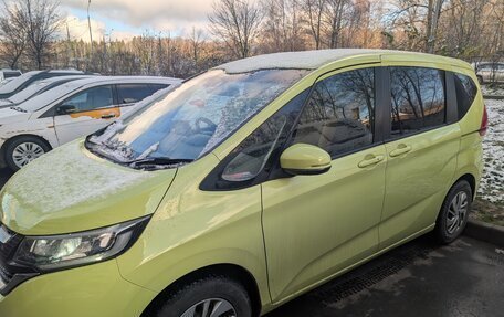 Honda Freed II, 2019 год, 1 499 900 рублей, 2 фотография