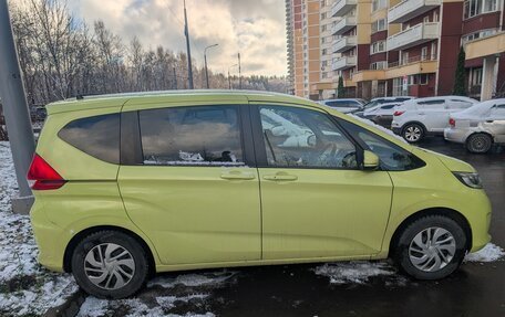 Honda Freed II, 2019 год, 1 499 900 рублей, 5 фотография