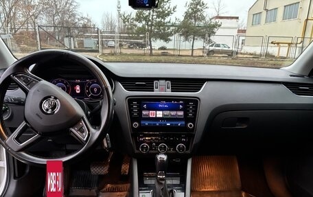 Skoda Octavia, 2018 год, 2 050 000 рублей, 11 фотография