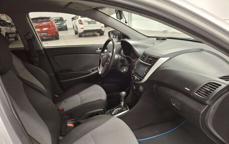 Hyundai Solaris II рестайлинг, 2013 год, 600 000 рублей, 13 фотография