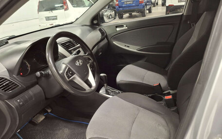 Hyundai Solaris II рестайлинг, 2013 год, 600 000 рублей, 20 фотография