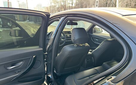 BMW 3 серия, 2016 год, 1 950 000 рублей, 10 фотография