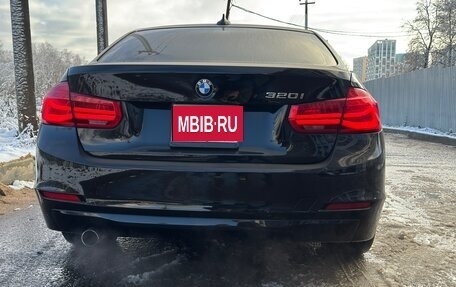 BMW 3 серия, 2016 год, 1 950 000 рублей, 4 фотография