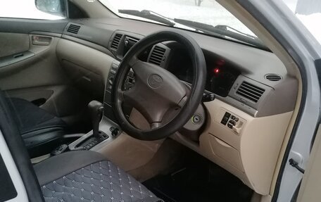 Toyota Corolla, 2004 год, 620 000 рублей, 5 фотография