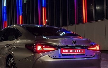 Lexus ES VII, 2020 год, 4 450 000 рублей, 5 фотография