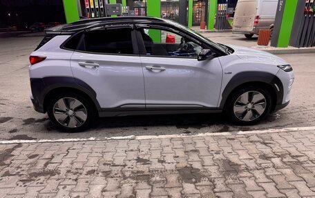 Hyundai Kona I, 2019 год, 2 100 000 рублей, 5 фотография