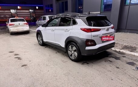 Hyundai Kona I, 2019 год, 2 100 000 рублей, 3 фотография