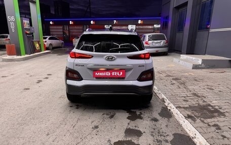 Hyundai Kona I, 2019 год, 2 100 000 рублей, 4 фотография